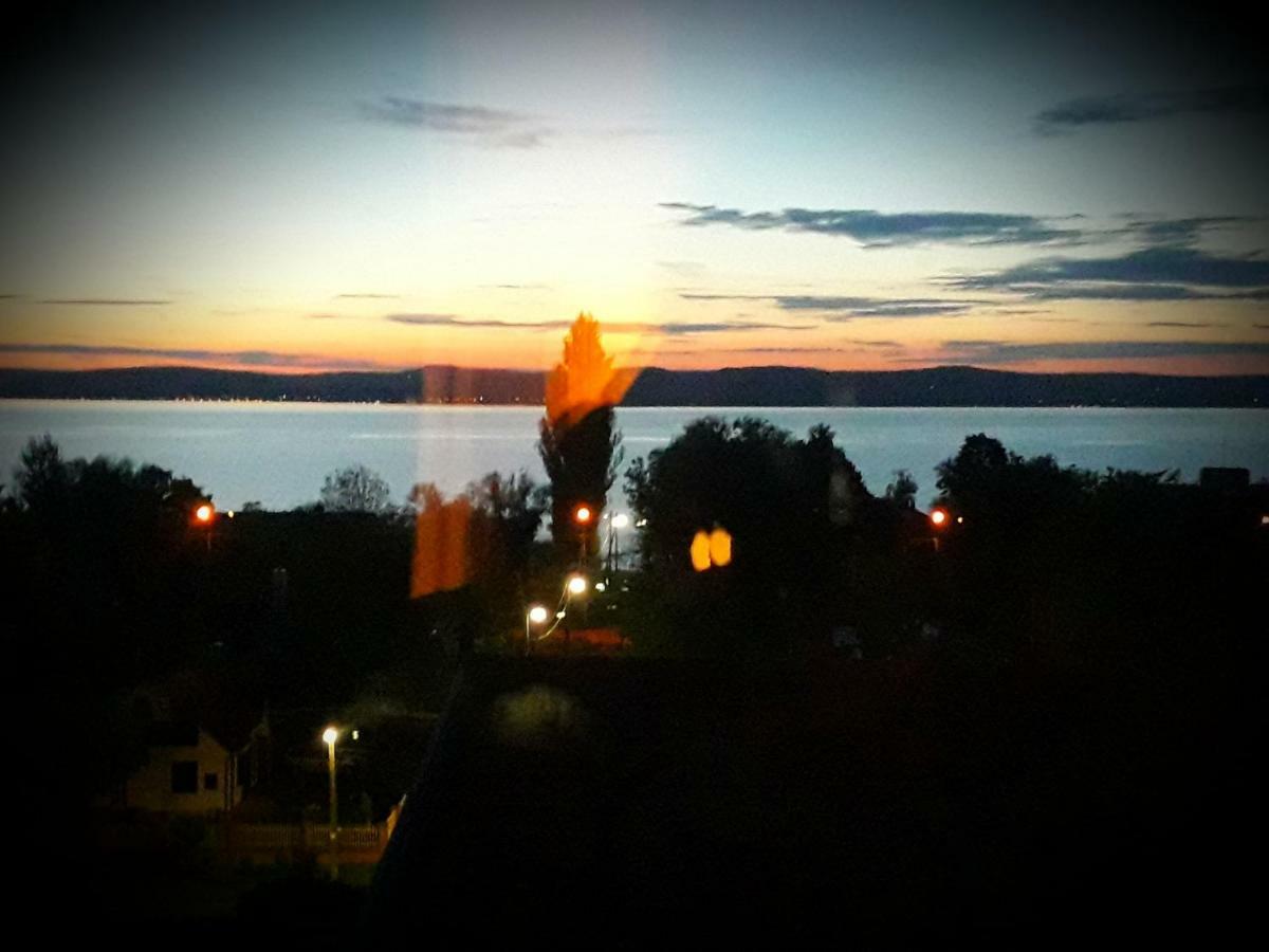 Lakeview Residence Balaton Balatonszarszo Esterno foto